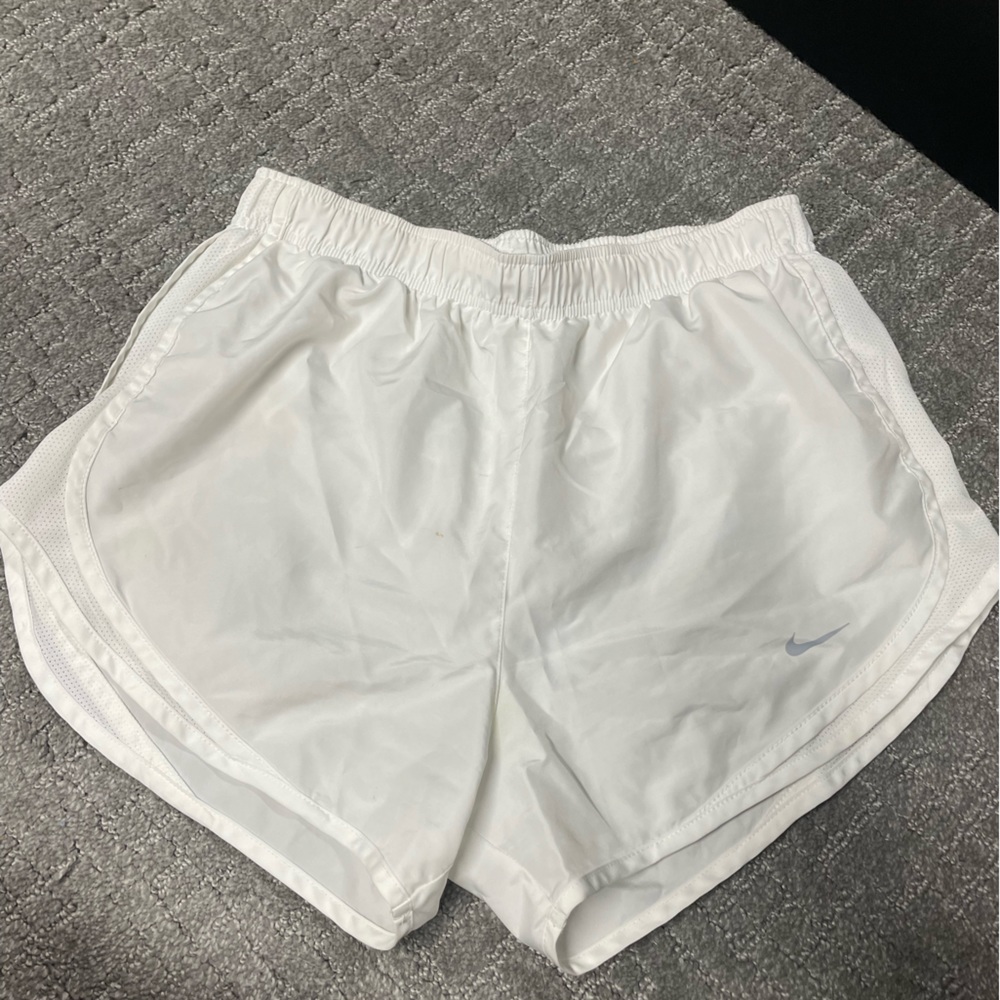 women’s nike shorts